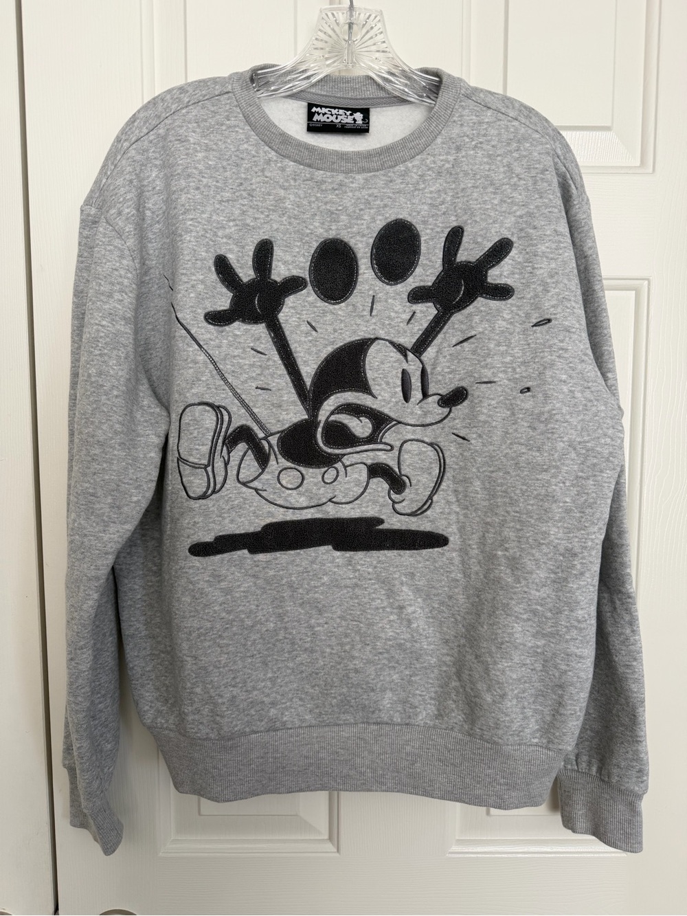 Disney Mickey Mouse Women’s XSGray Crewneck Sweatshirt